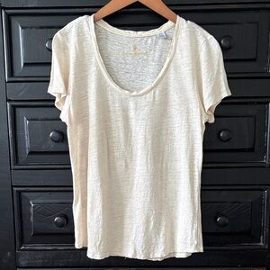 NWOT Tommy Bahama Cream Short Sleeve Tee
